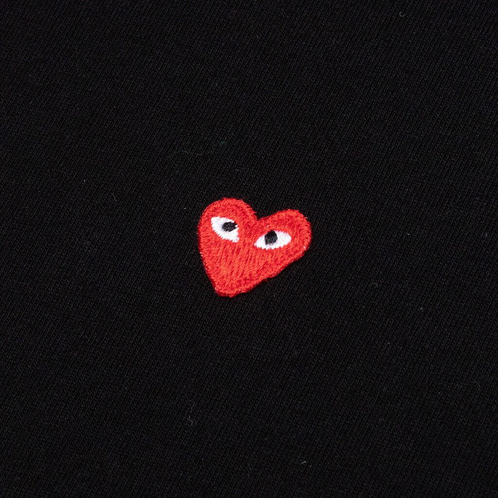 Women's Small Red Heart T-Shirt - Black