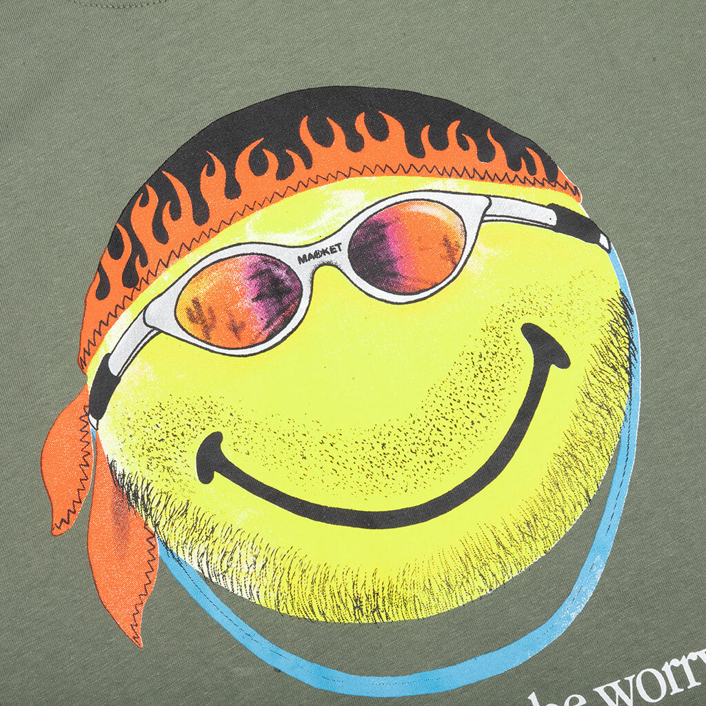 Smiley Don't Happy, Be Worry Tee - Green