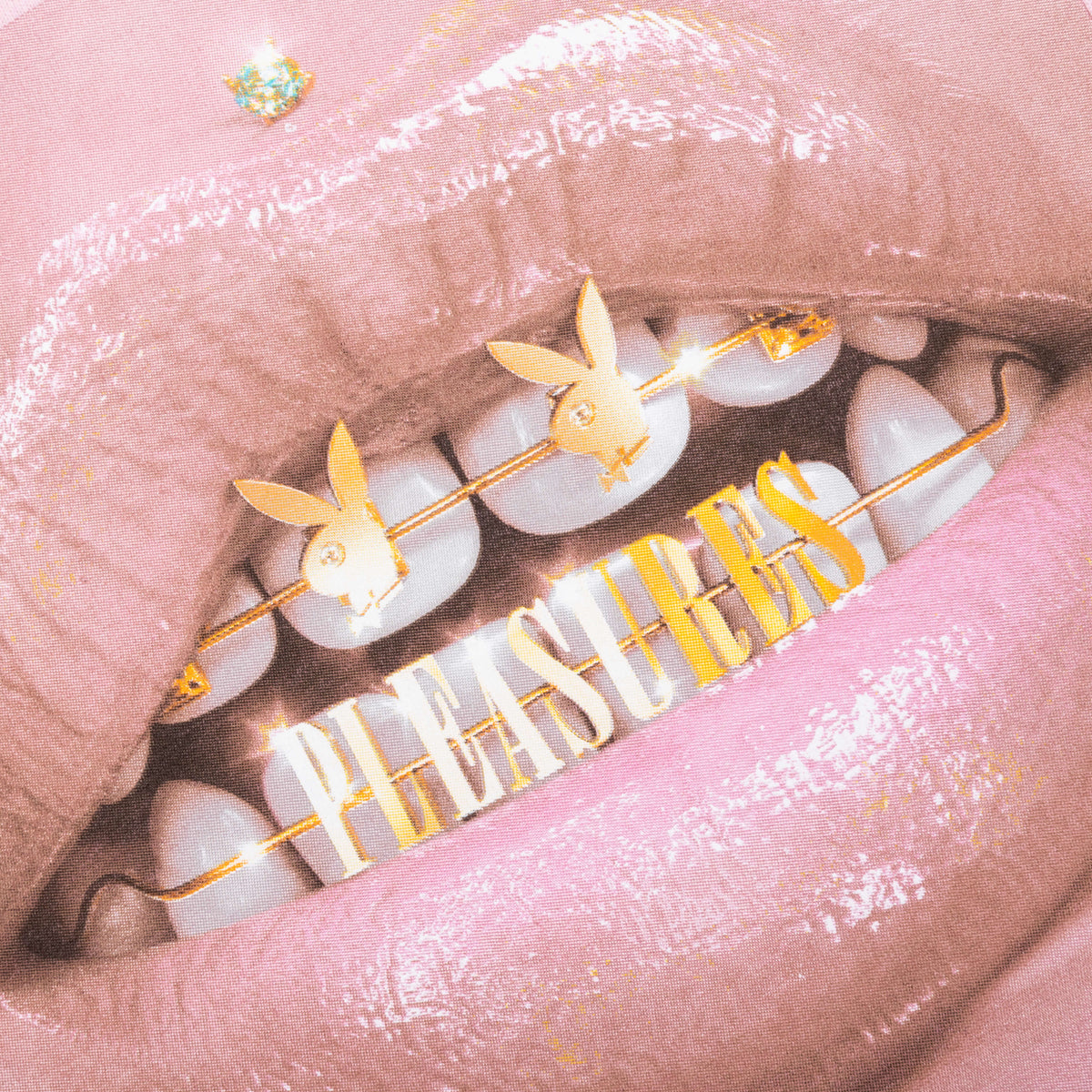PLEASURES x Playboy Carol T-Shirt - Pink