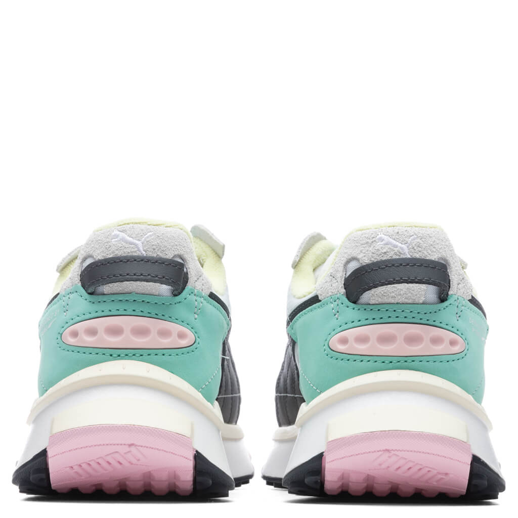 Women's Wild Rider Layers - White