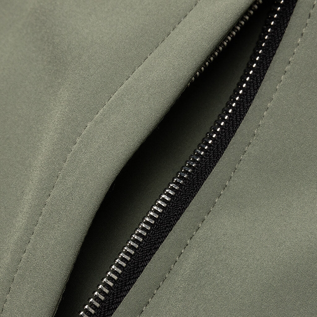 Light Outerwear Q0122 - Sage Green
