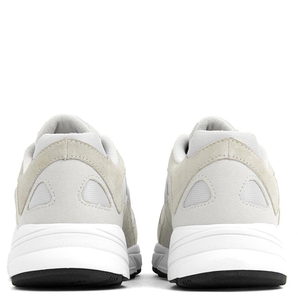 Yung-1 - Grey/White
