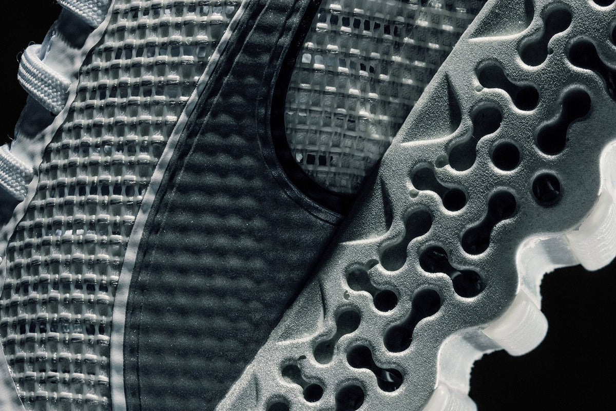 Calibrate Runner - White
