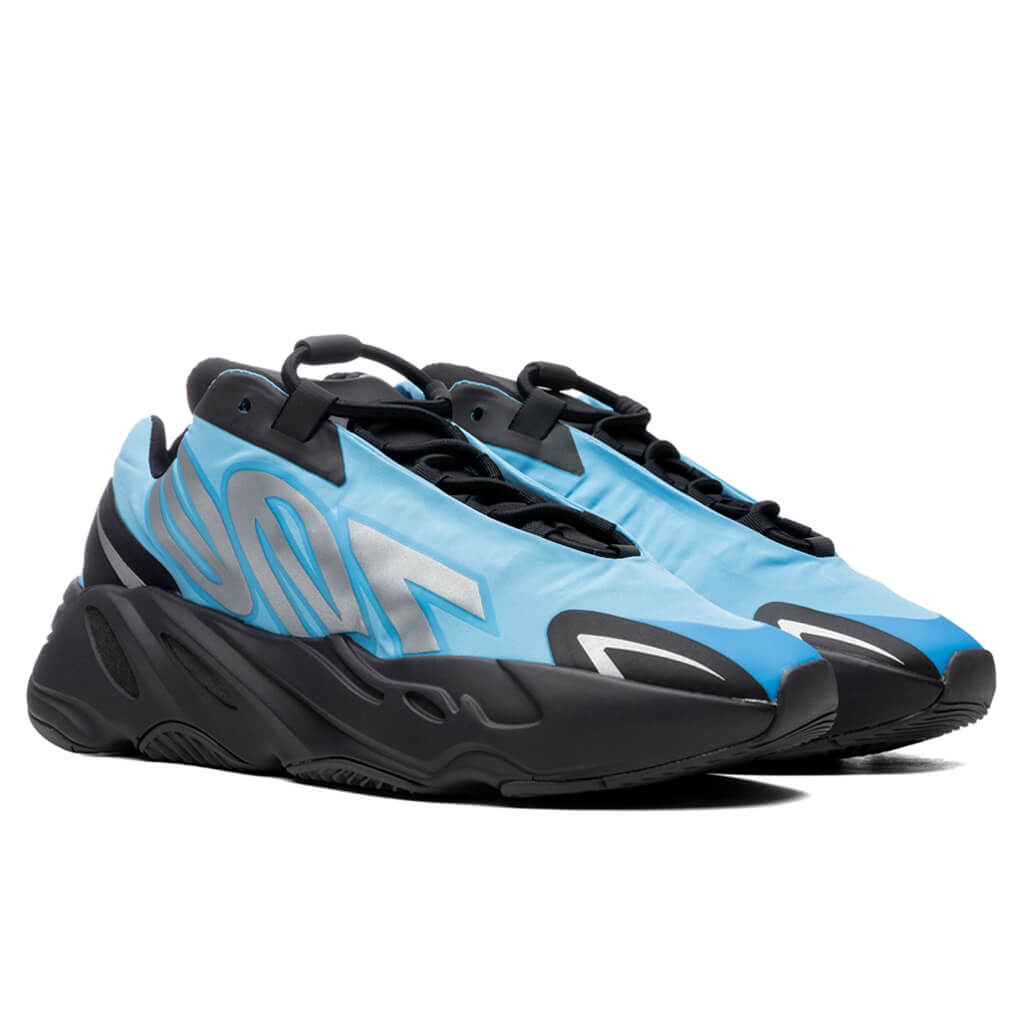 Yeezy 700 MNVN - Bright Cyan