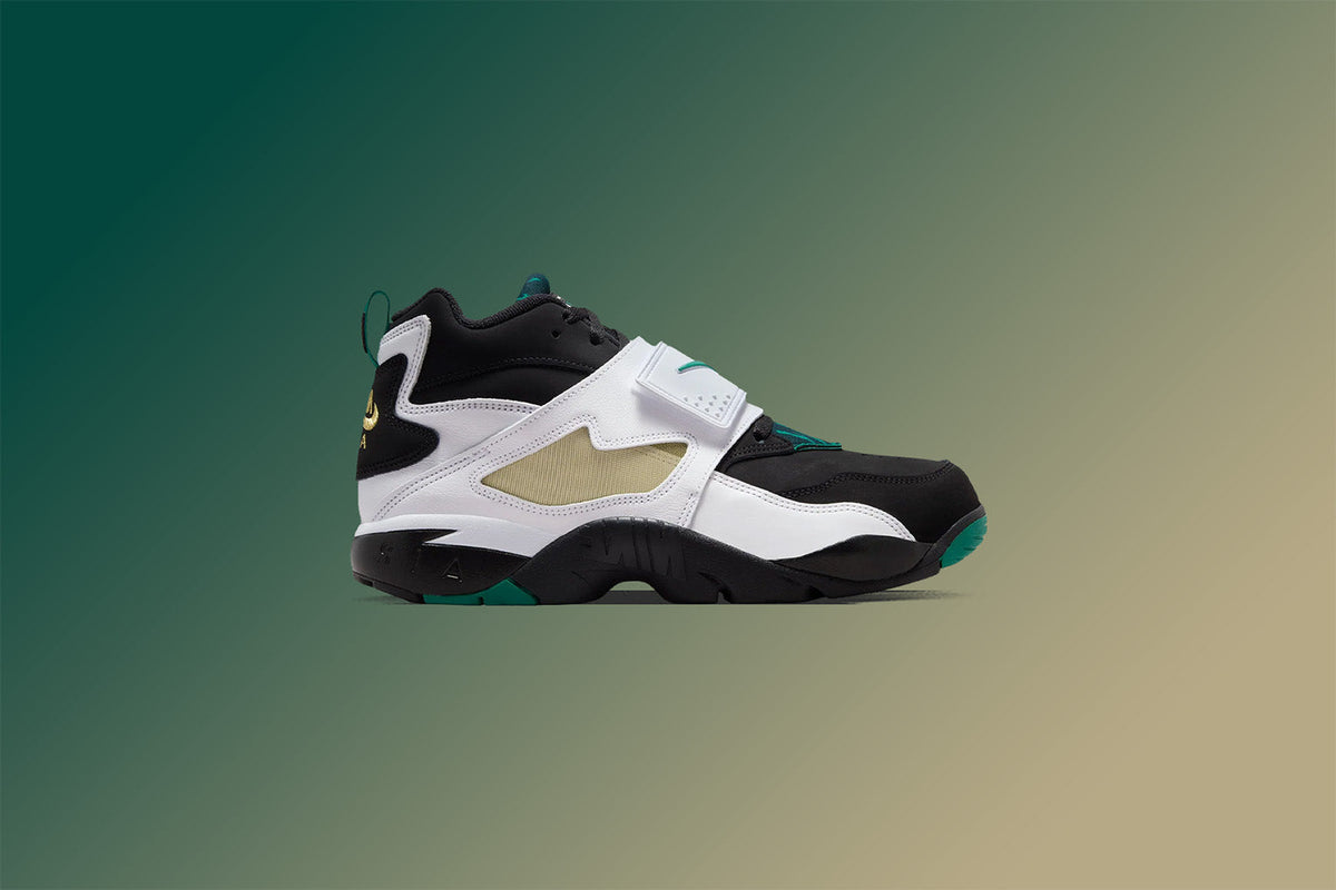 Air Diamond Turf 93 'Emerald' - Black/Mystic Green/White/Golden Tussah