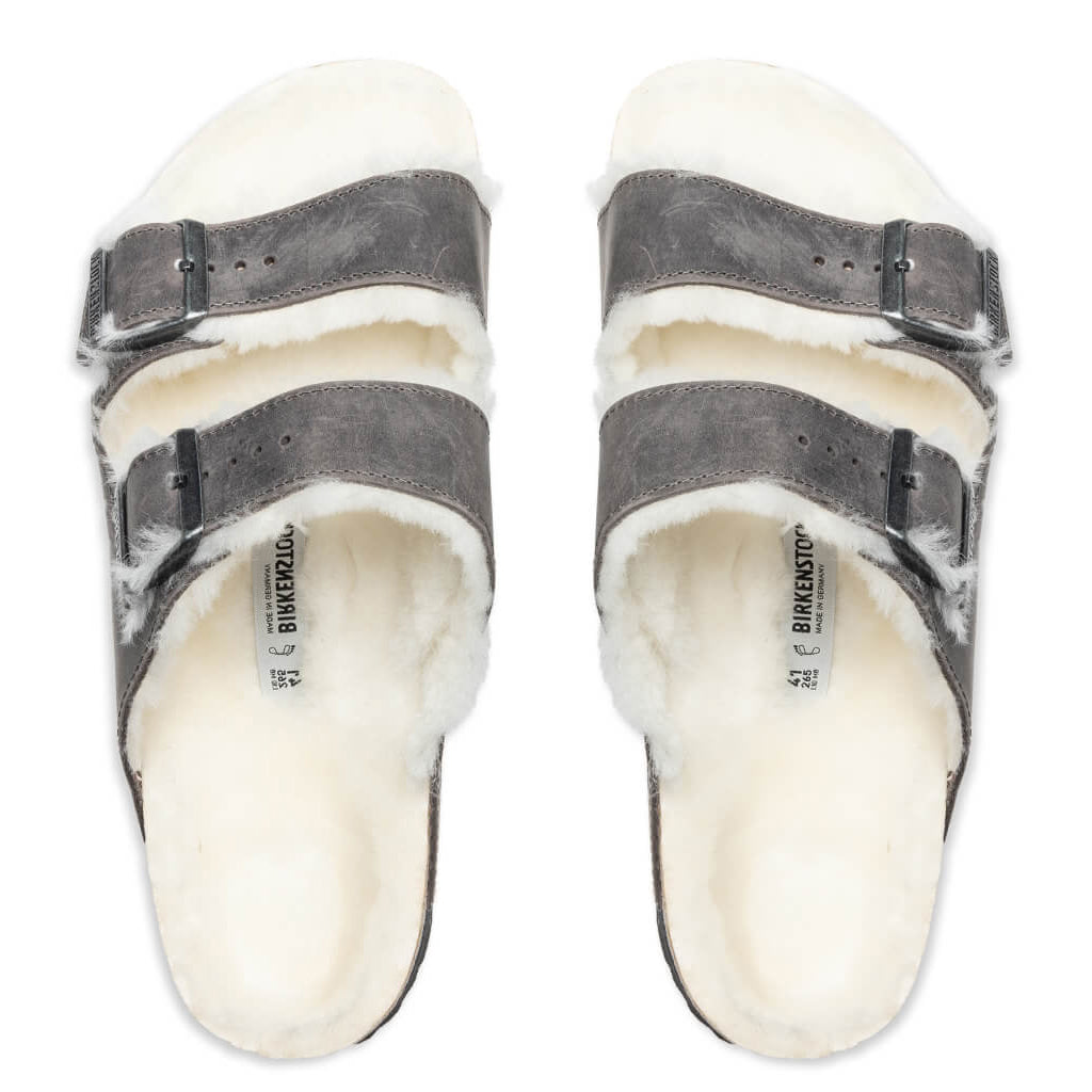 Wide Arizona Shearling - Iron Oil