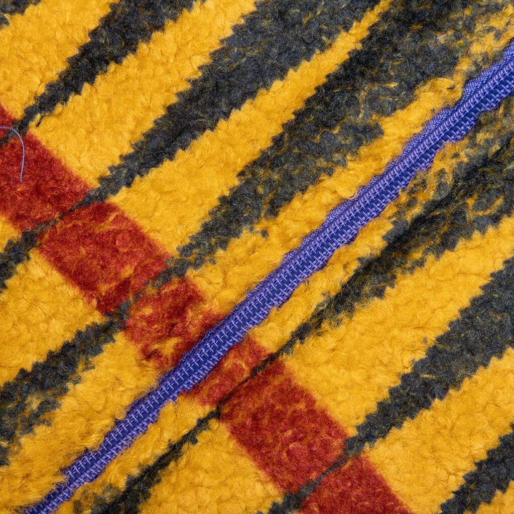 Configuration Printed Sherpa Vest - Mustard/Multi