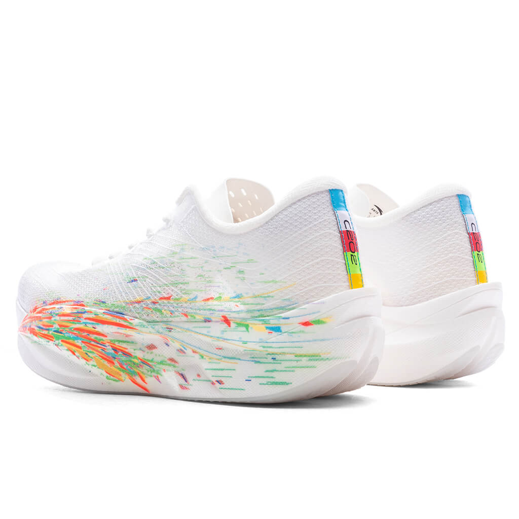 C202 6 - White/Orange/Green