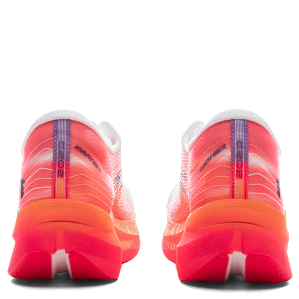 C202 6 - White/Red/Orange