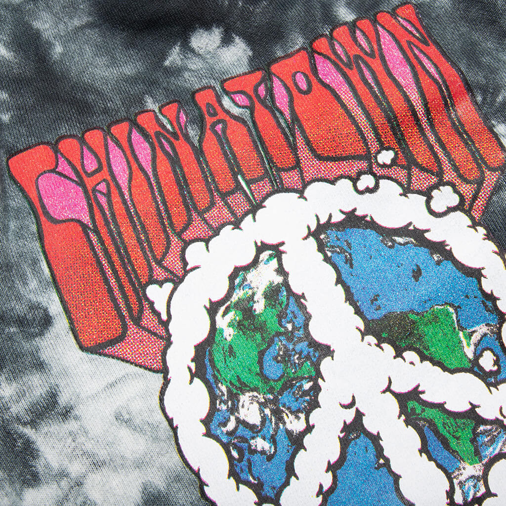 Chinatown Peace Earth Clouds Tie-Dye Sweatshorts - Black