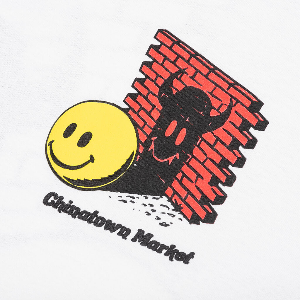 Chinatown Smiley Find The Light T-Shirt - White