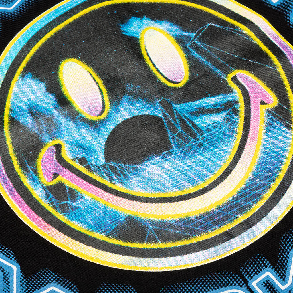 Chinatown Smiley Vapor Wave T-Shirt - Black