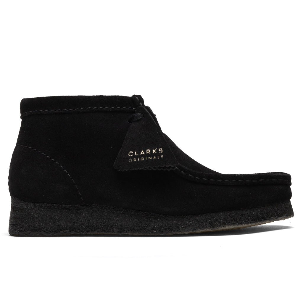 Women's Wallabee Boot - Black Suede