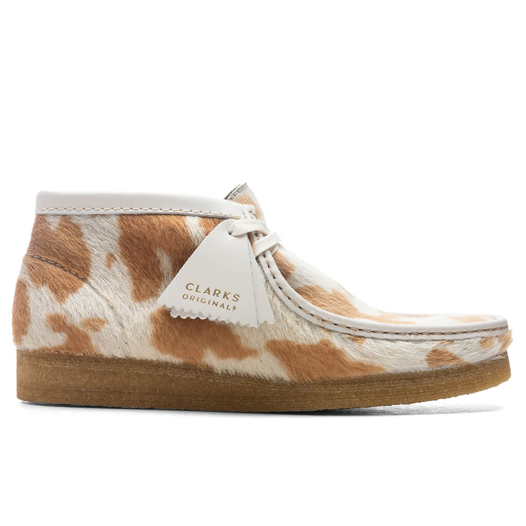 Women's Wallabee Boot - Tan Cow Print