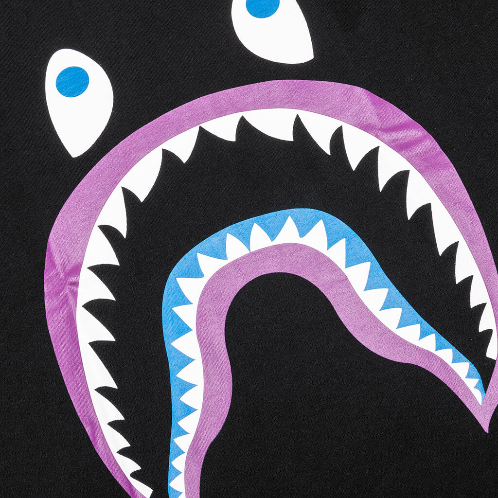 Colors Shark Ponr Tee - Black