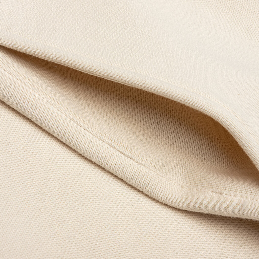Essentials Sweatshort - Egg Shell