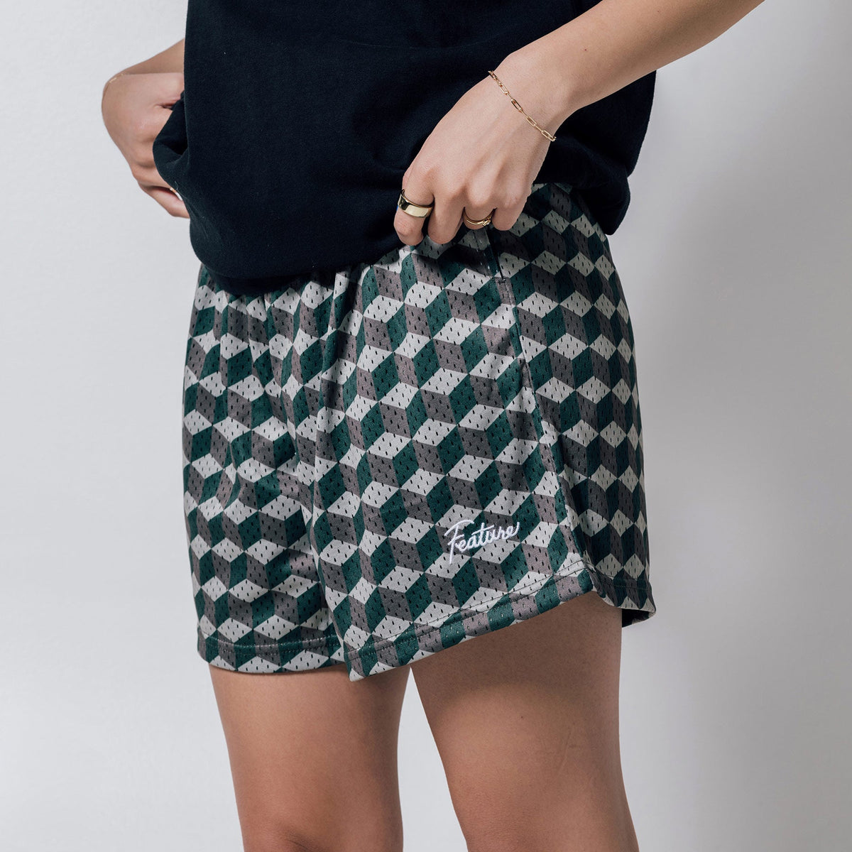 Cubert West Mesh Shorts - Mono
