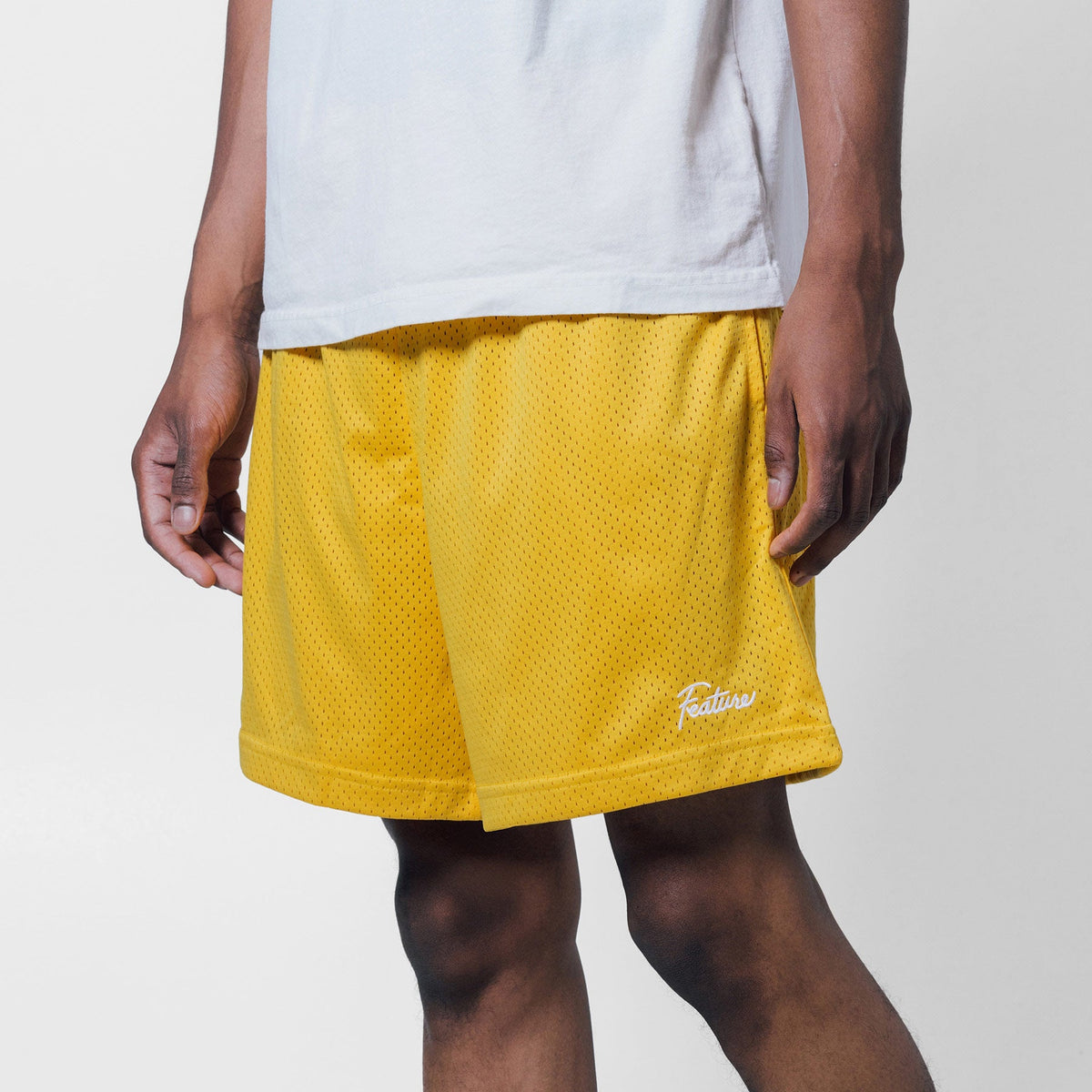 West Mesh Shorts - Crimson