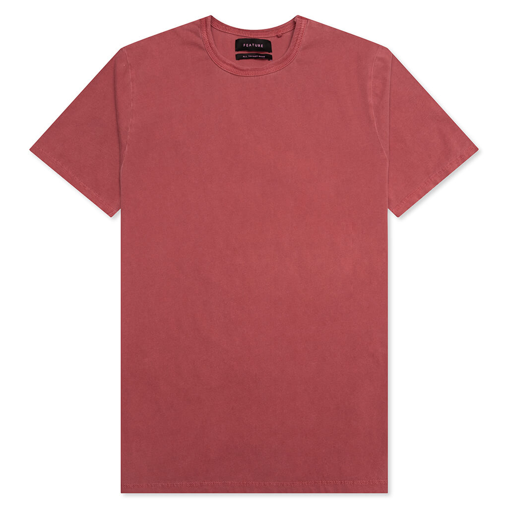 Kelven II Tee - Pigment Red
