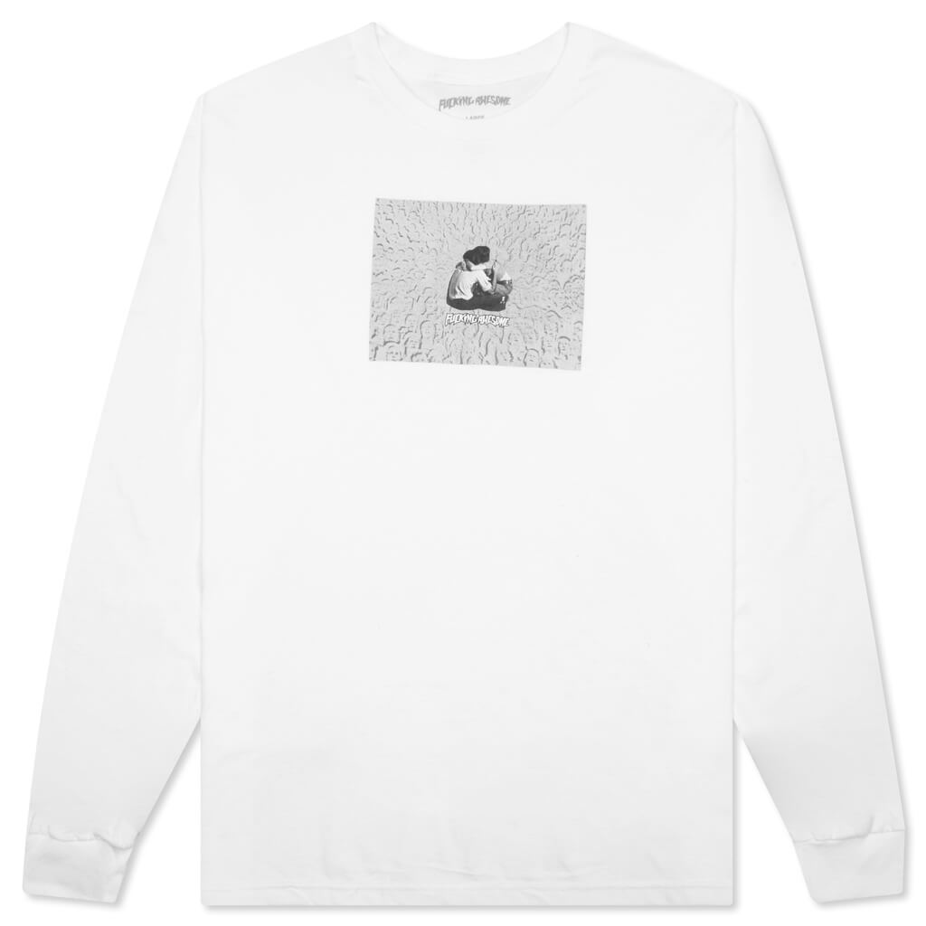 Face Embrace L/S Tee - White