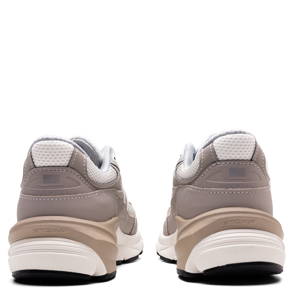 Made In USA 990V6 - Light Mushroom/Moonrock