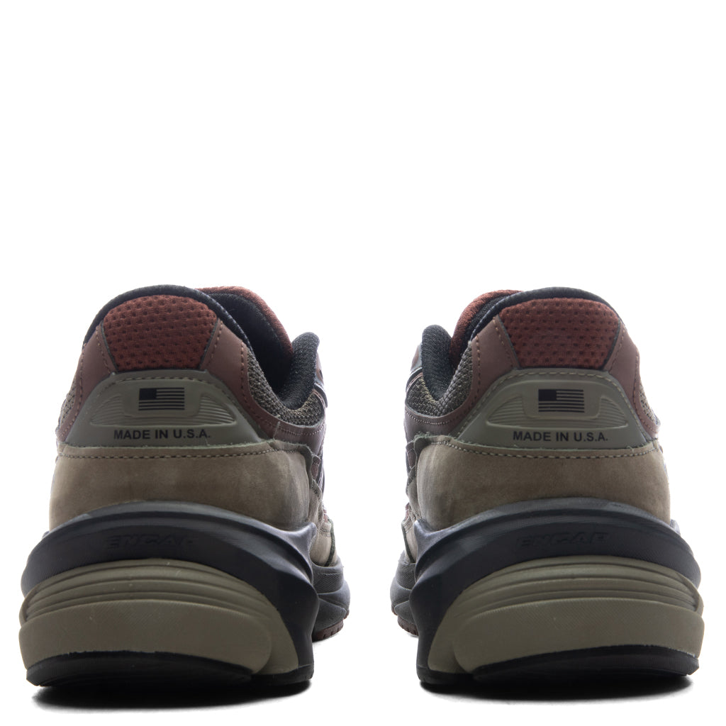Made in USA 990v6 - Dark Camo/Rich Oak/Black Cement
