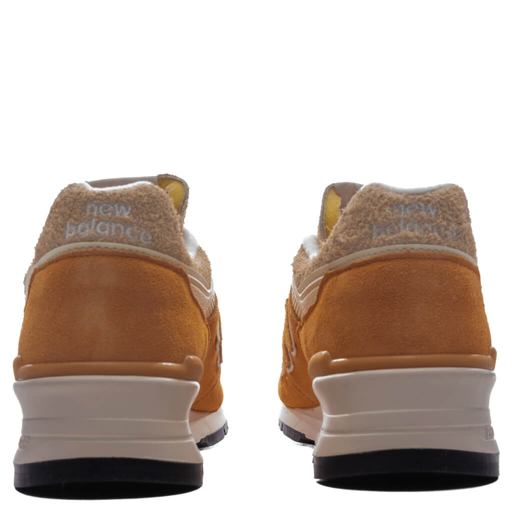 Made in USA 997 - Dried Apricot/Calcium/White