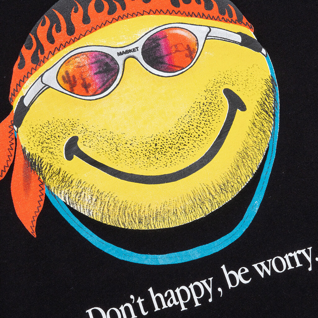 Smiley Don't Happy, Be Worry Tee - Black