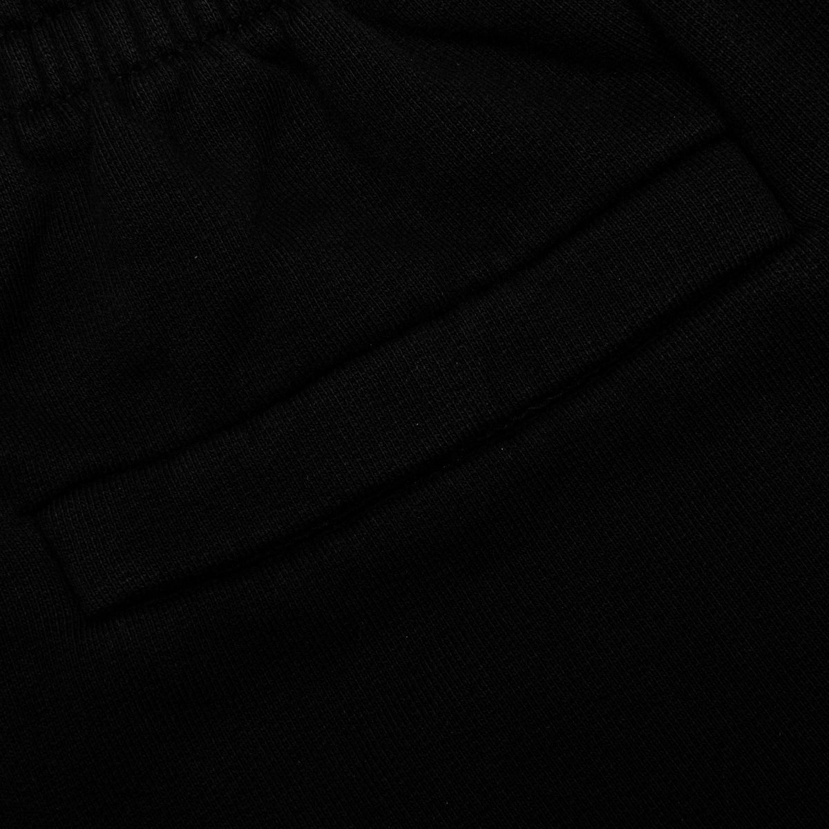 Diag Helvetica Sweatshort - Black/White
