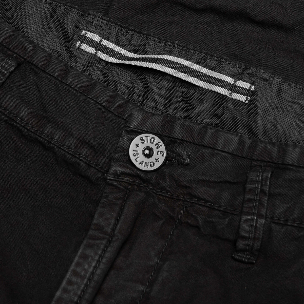 Old Treatment Comfort Fit Cargo Pants - Black