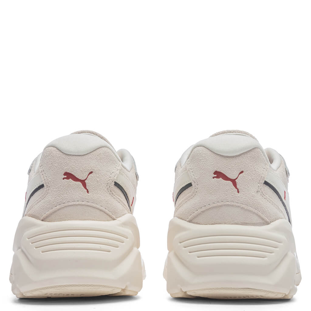 Women’s Puma x Vogue TRC Mira Sneakers - White