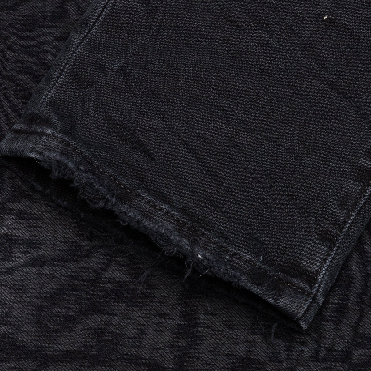 P002 - Black Wash Blowout