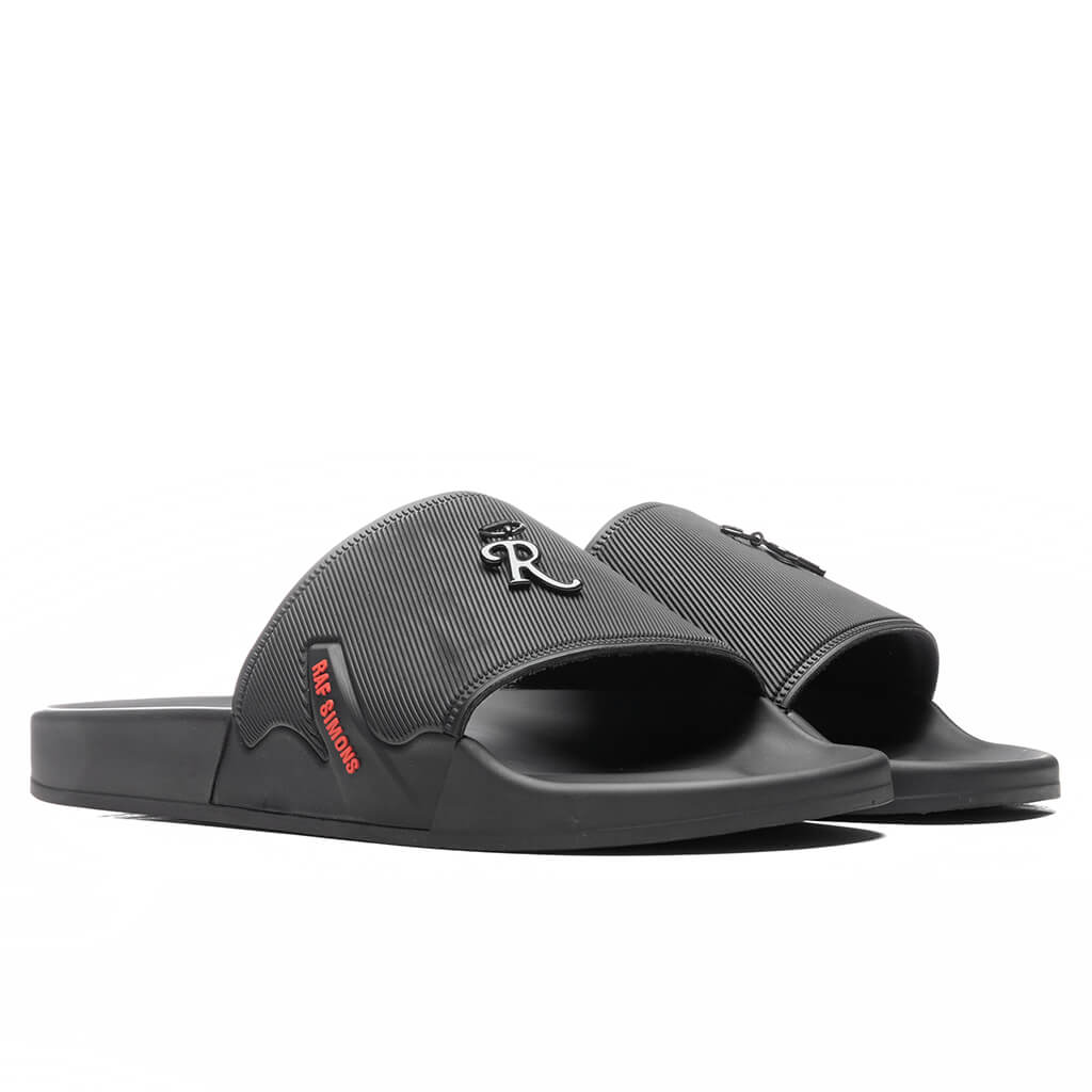 Astra Slide - Black
