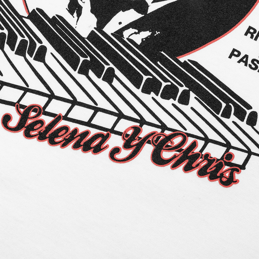 Selena y Chris S/S Tee - White