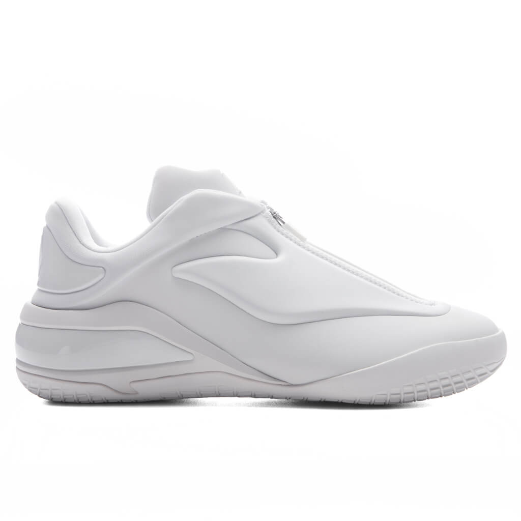 Shai 001 'Clean Slate' - White/White
