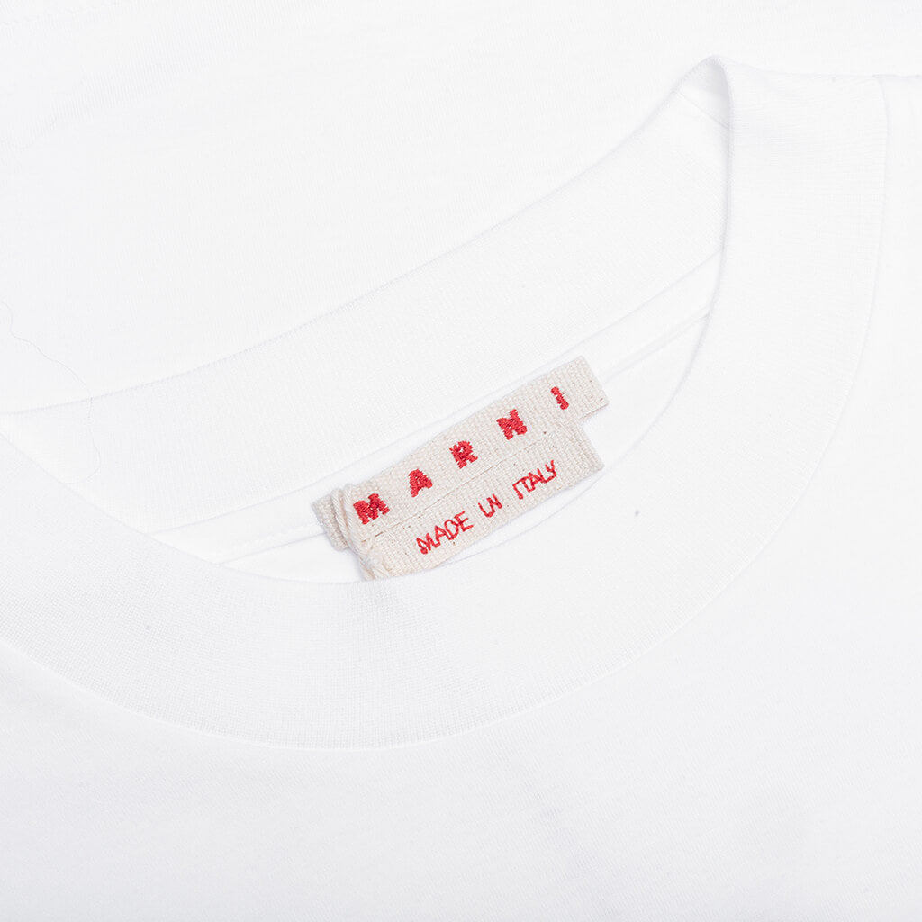 Pop Fields Logo T-Shirt - Lily/White
