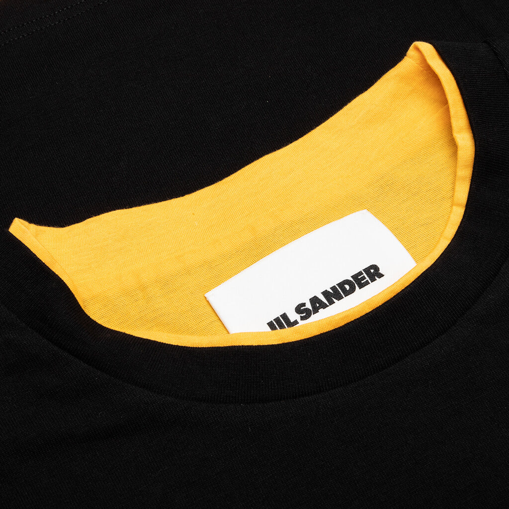 Looking for Miracles T-Shirt - Black
