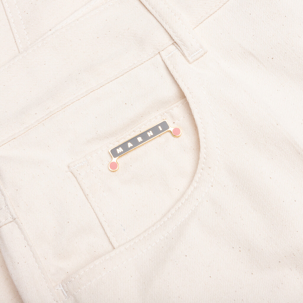 Cream Denim Shorts with Trunakaroo Plaque - Bone