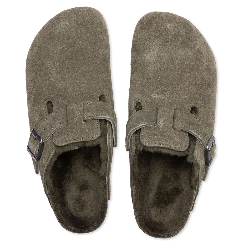 Women's Narrow Boston Suede - Thyme