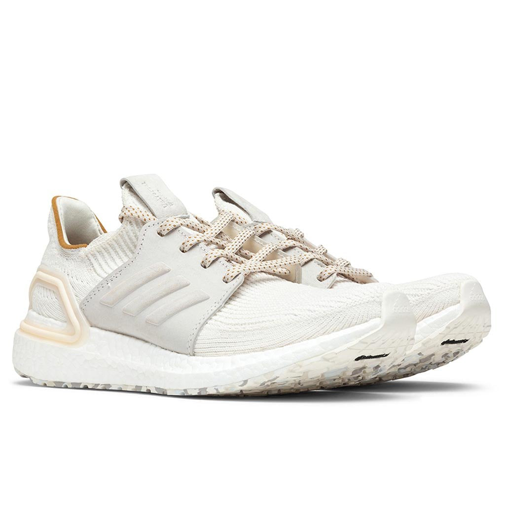 Adidas Originals x Universal Works Ultraboost 19 - White