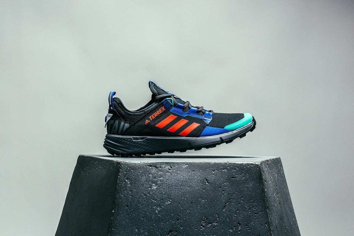 Originals x White Mountaineering Terrex Agravic Speed + - Core Black/Active Orange/Collegiate Royal