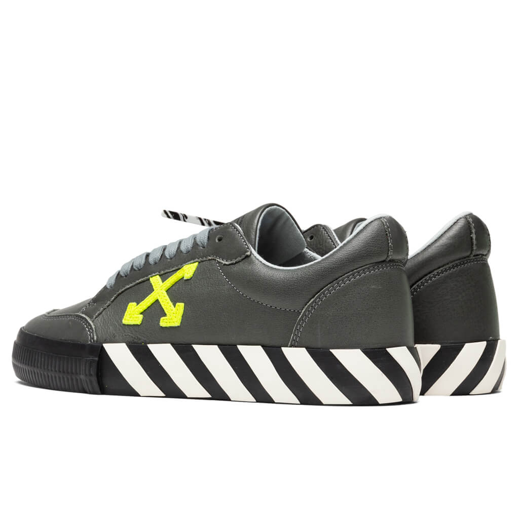 Low Vulcanized Sustainable Leather - Grey/Green