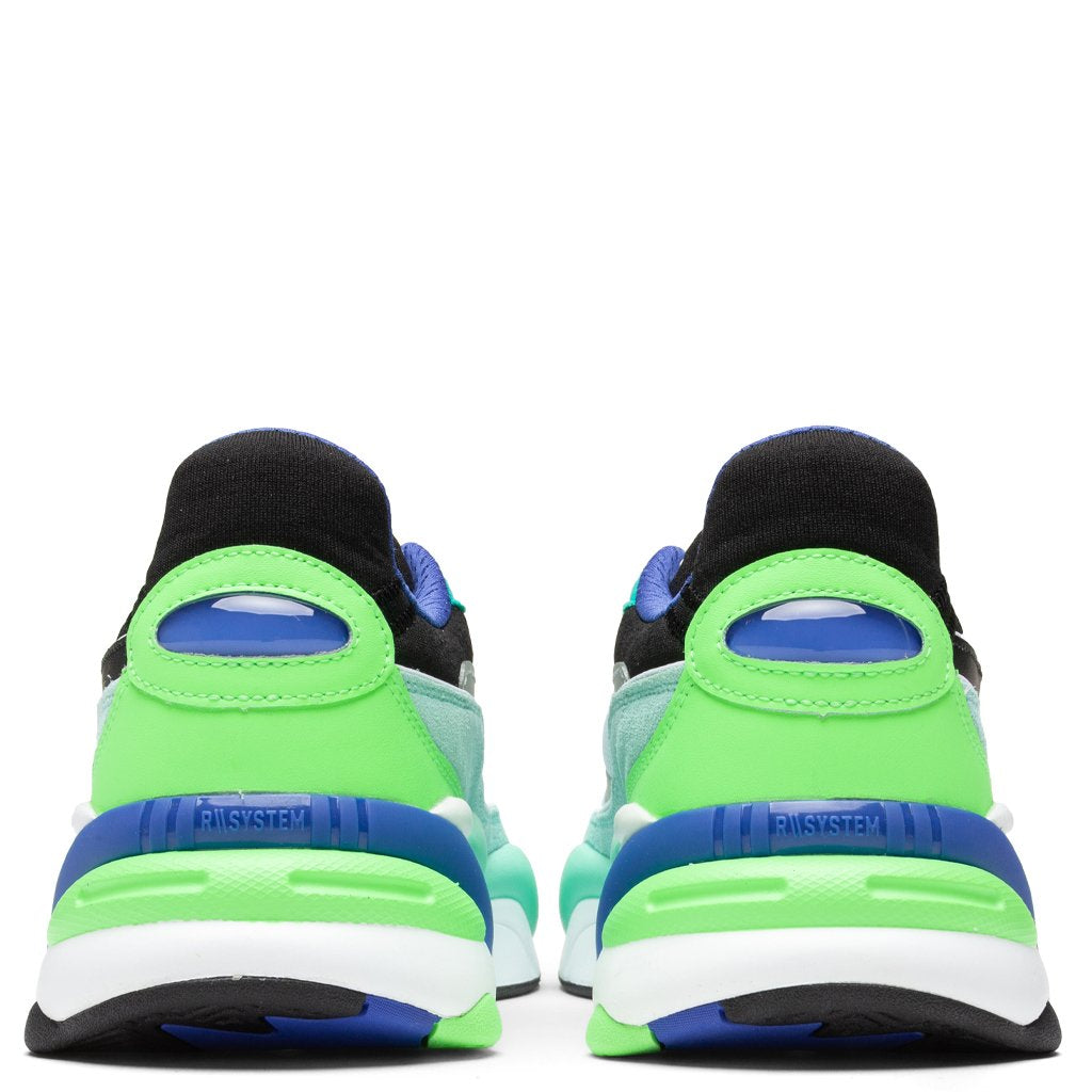 RS-2K - Black/Aruba Blue