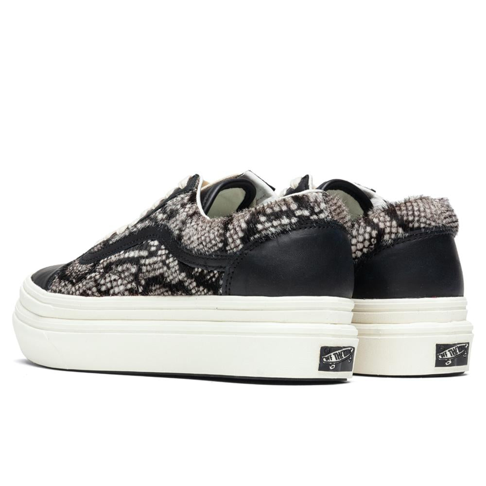 Vault Women's Super Comfycush Old Skool LX - Black/Marshmallow