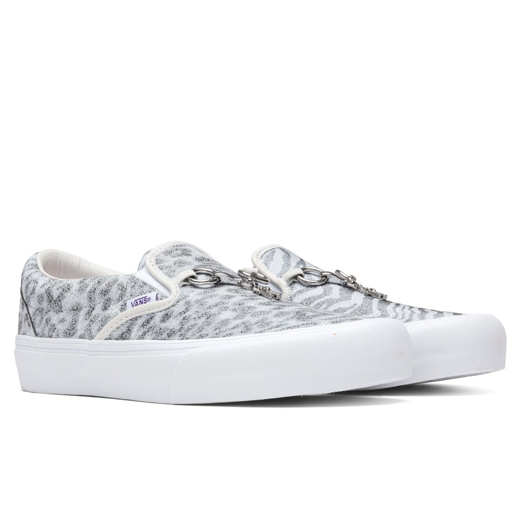 Vans Vault x Classic Slip-V - White