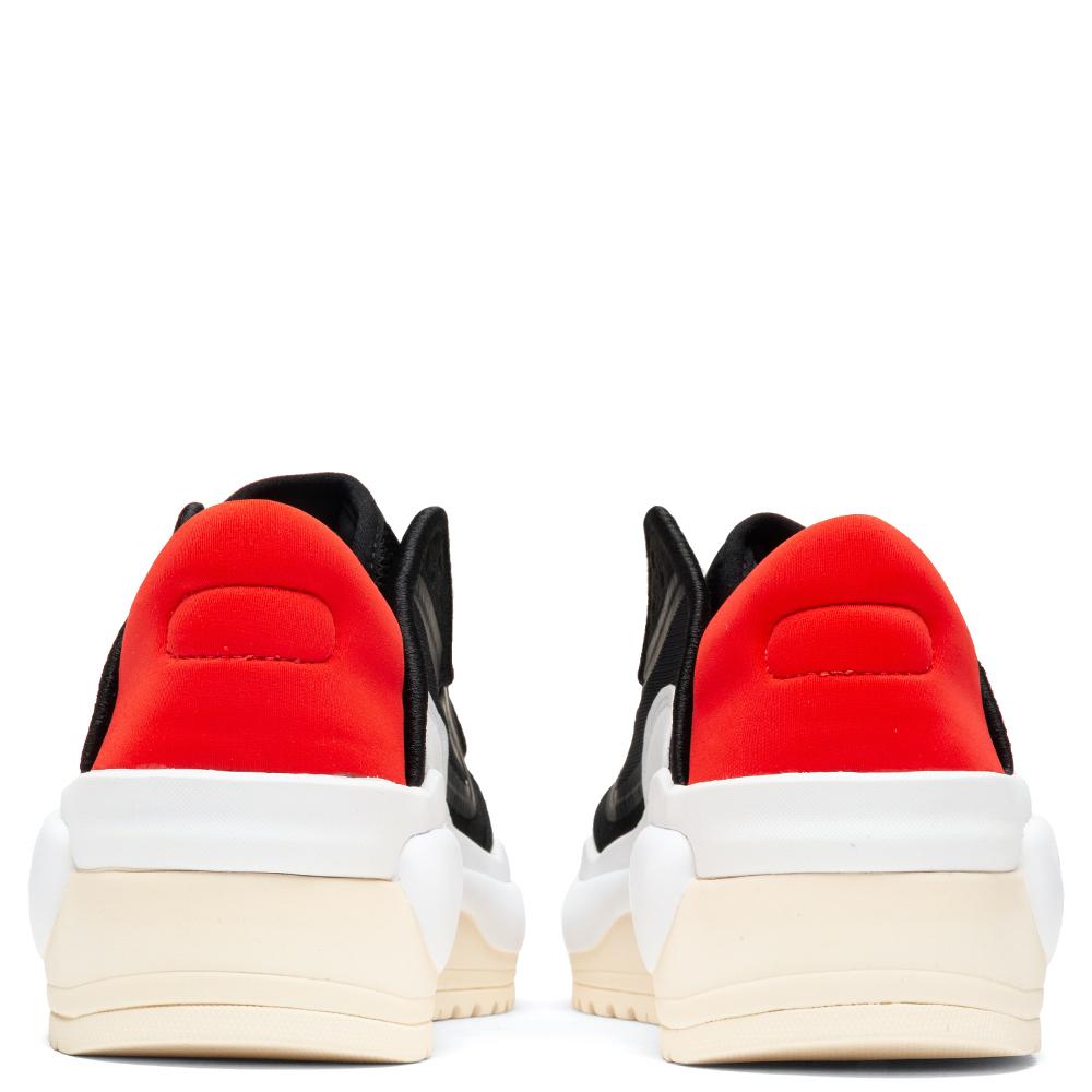 Hokori II - Core Black/Red